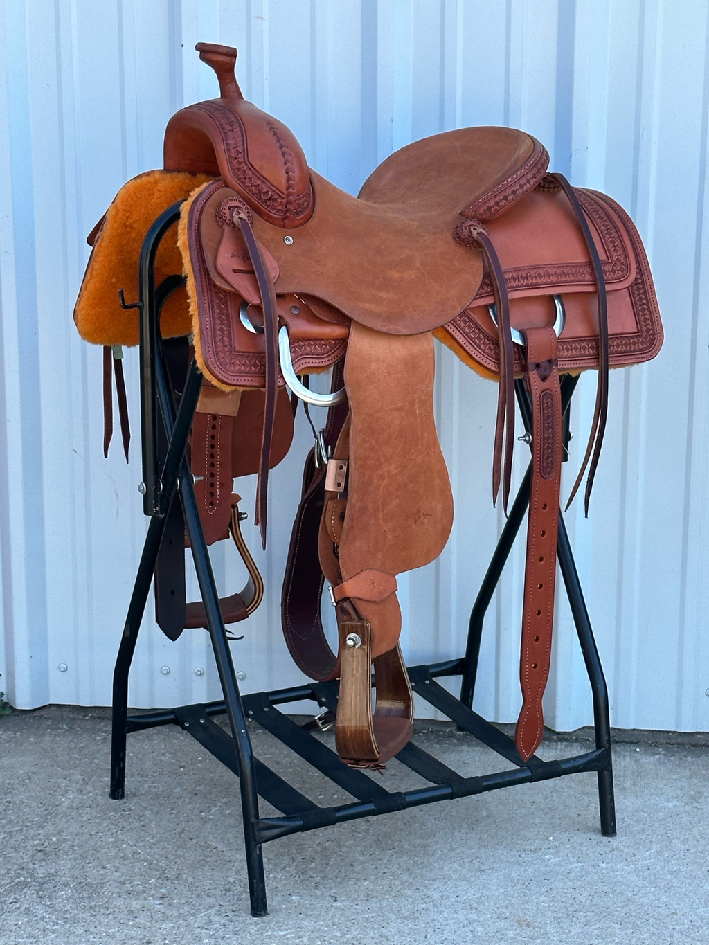Stuart Rybak CowHorse Saddle with a 15- inch Rough Out Seat in Light Oil Finish